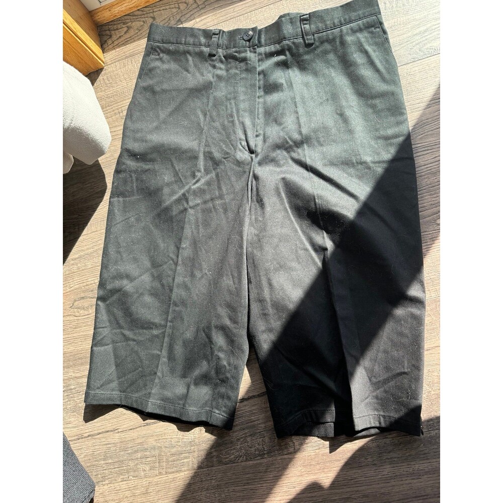 Black burberry golf shorts size 4
